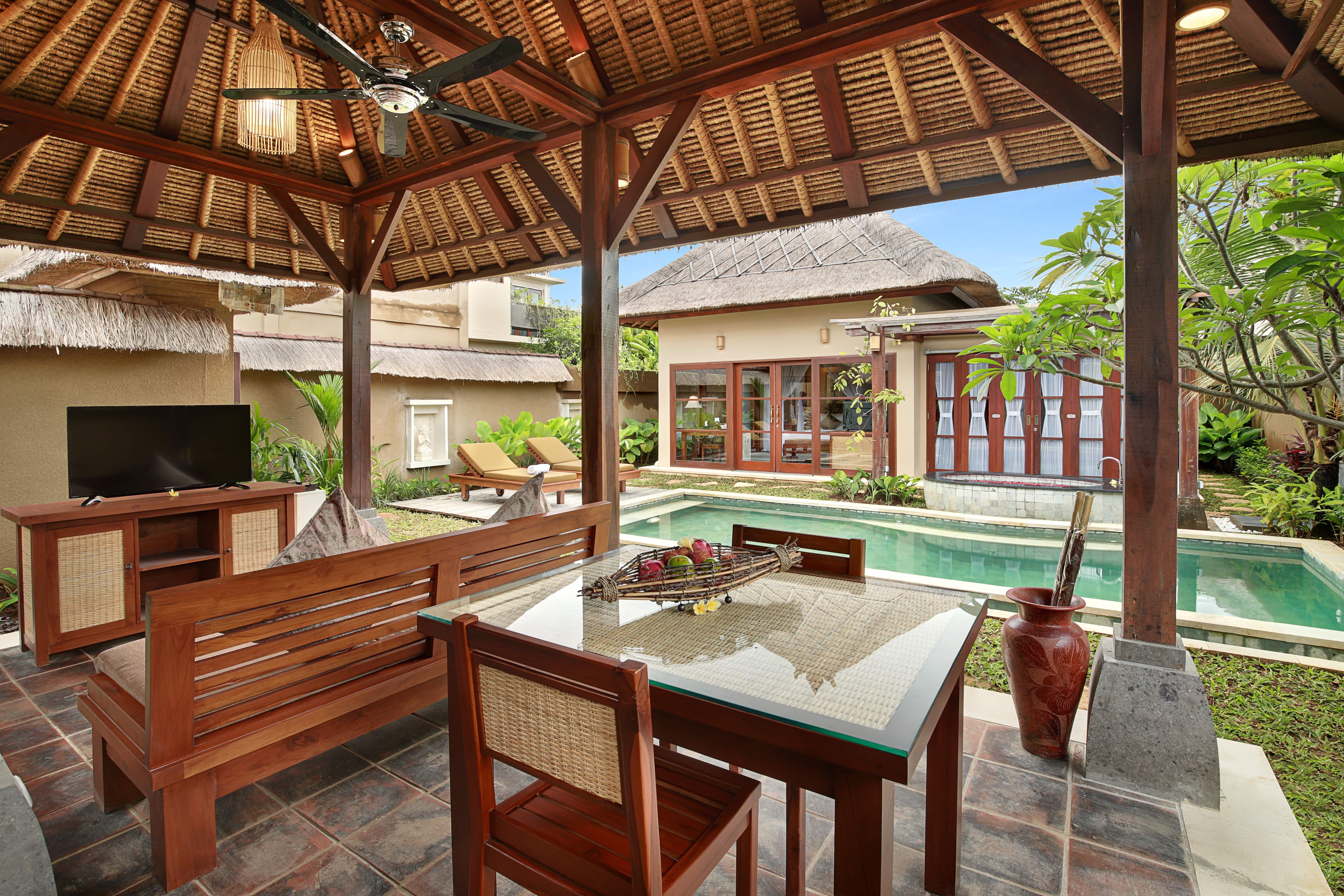 Ubud Nyuh Bali Resort & Spa Экстерьер фото A villa at the resort